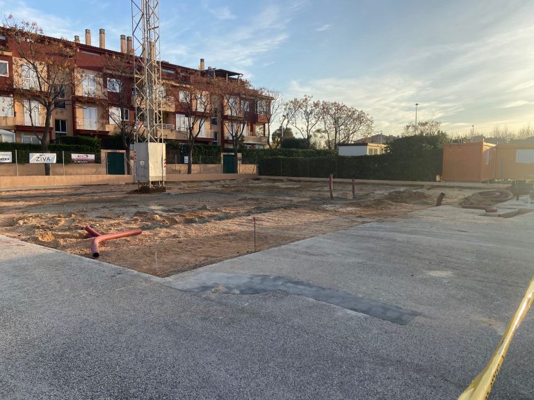 Padel courts making way for municipal pools.