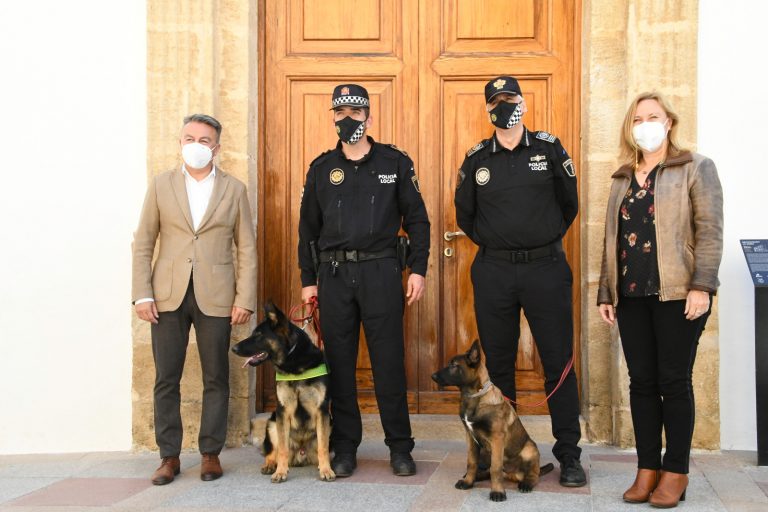 Khalan joins Kosmo in the Javea Police Force