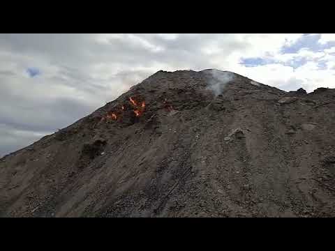 Ramblars is burning unattended and with “mountains” of new waste that could aggravate the fire.