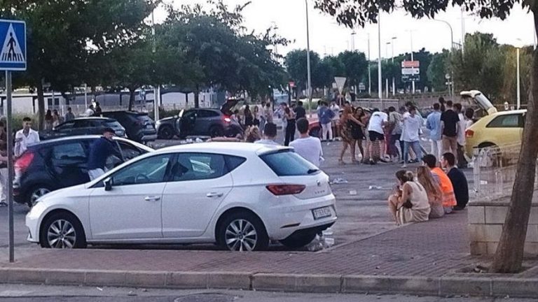 Private parties and “botellons” causing havoc in Javea.