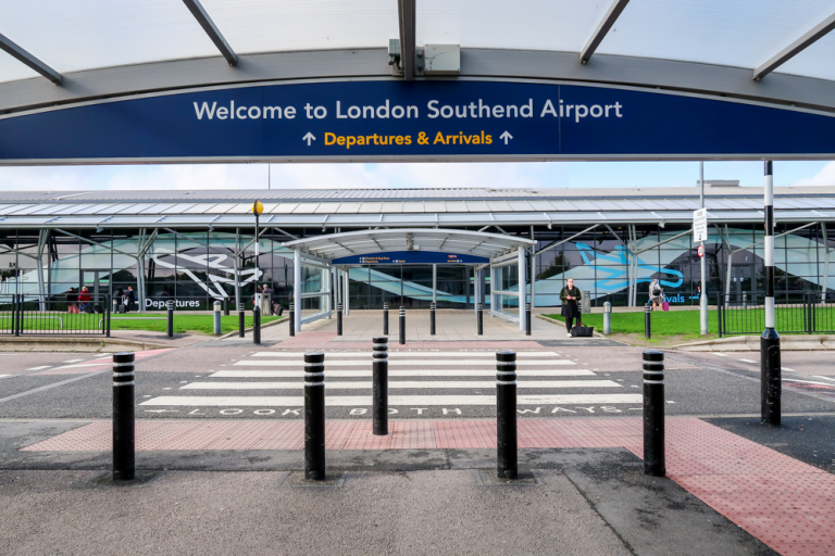 Southend Airport bosses in discussions to bring back Alicante flights.