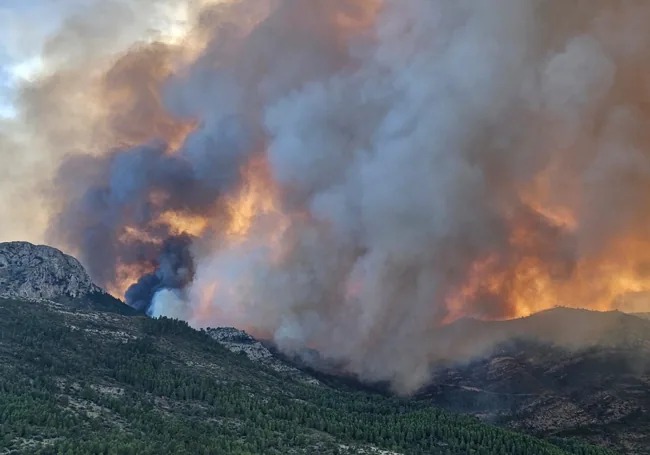 The Tarbena fire – two men arrested.